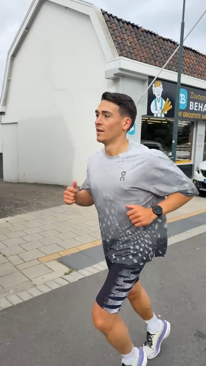 Dario tijdens een longrun in de marathonvoorbereiding